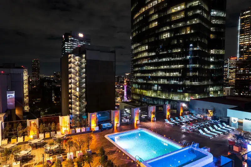 Grupo Brisas — Del Pacífico a Monterrey.