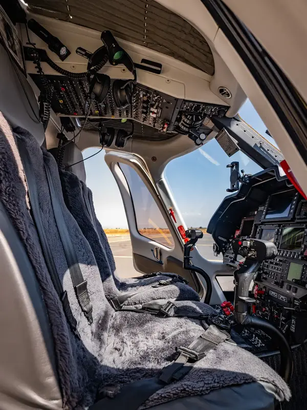 Guardian Jets — Aviones que se venden por los ojos.