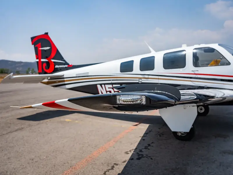 Guardian Jets — Aviones que se venden por los ojos.