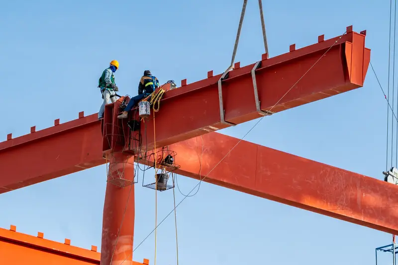 Metalitec — Chispas, grúas y acero.