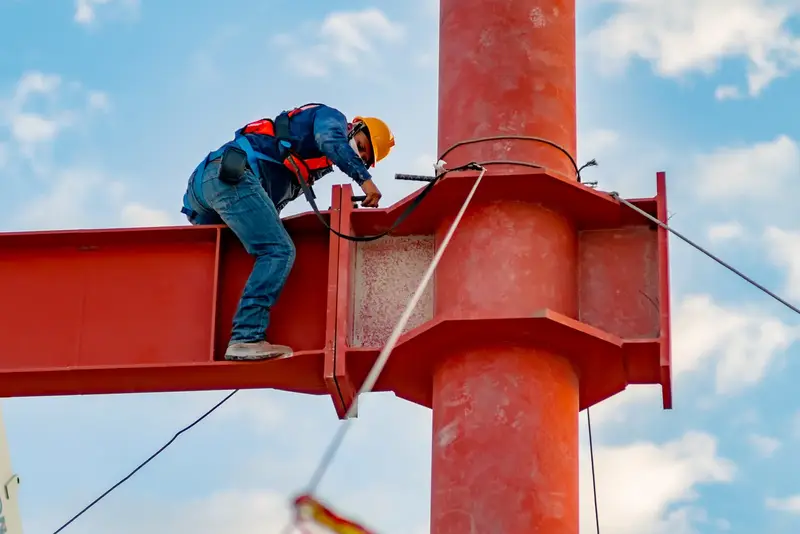 Metalitec — Chispas, grúas y acero.