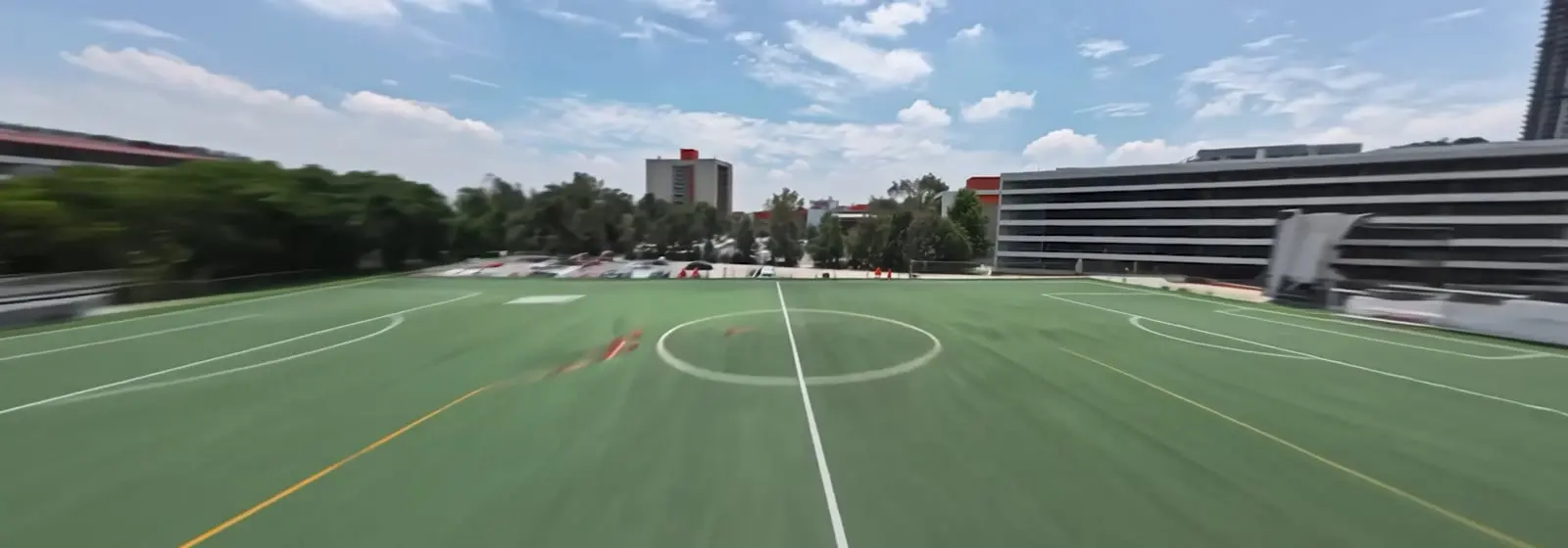 Universidad Anáhuac — El edificio del futuro, antes de abrir.