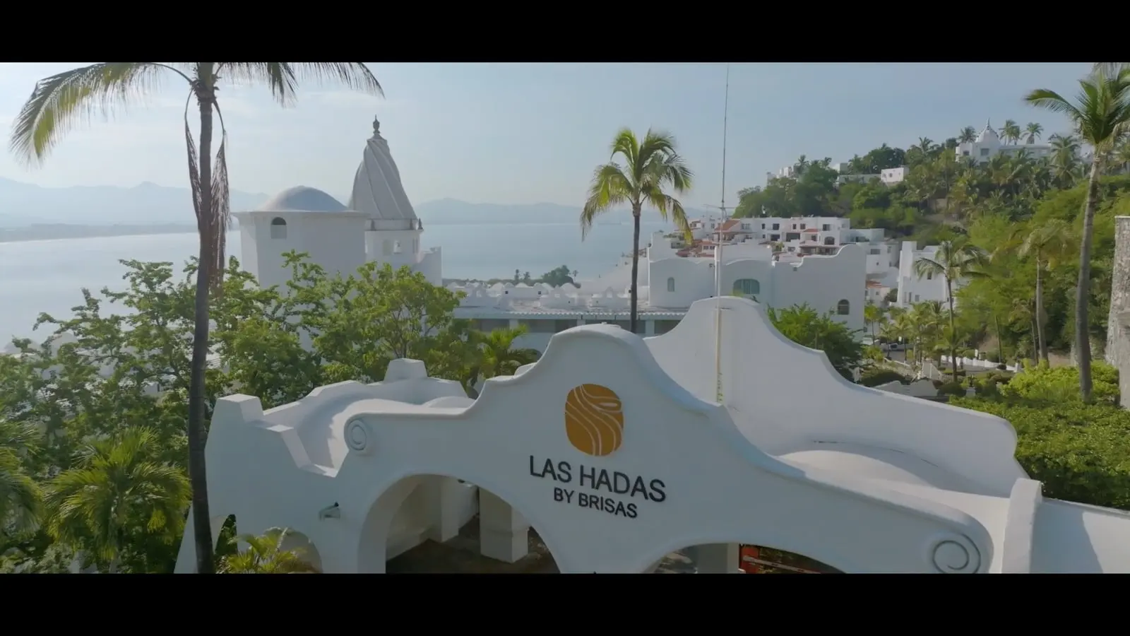 Grupo Brisas — Una red de hoteles, una sola mirada.